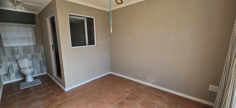 4 Bedroom Property for Sale in Southern Cross Western Cape